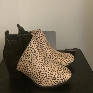 Black Cheetah print ankle boots